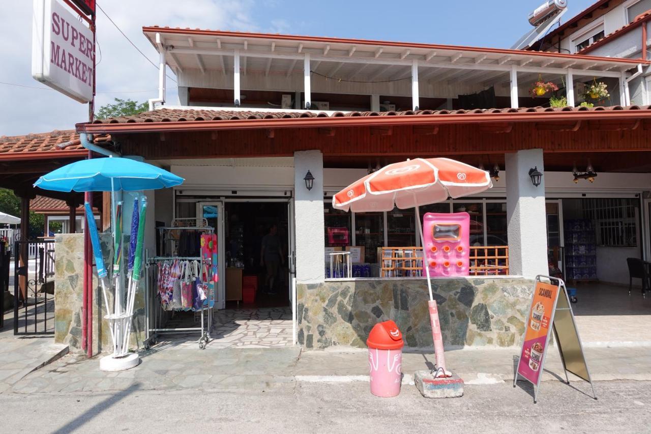 Camping Mitikas And Bungalows 플라카 리토코로우 외부 사진